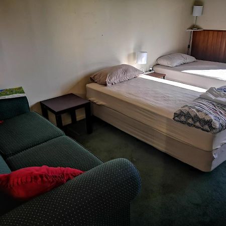Mountain Jade Backpackers,Private Rooms & Studios هوكيتيكا المظهر الخارجي الصورة