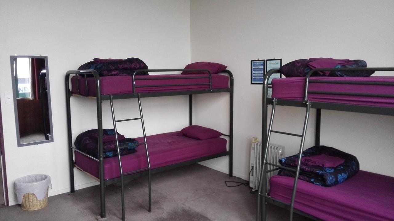 Mountain Jade Backpackers,Private Rooms & Studios هوكيتيكا المظهر الخارجي الصورة