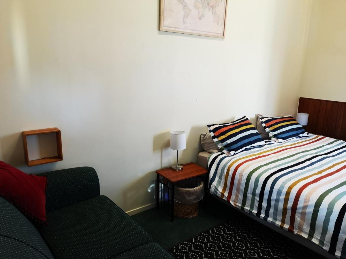 Mountain Jade Backpackers,Private Rooms & Studios هوكيتيكا المظهر الخارجي الصورة